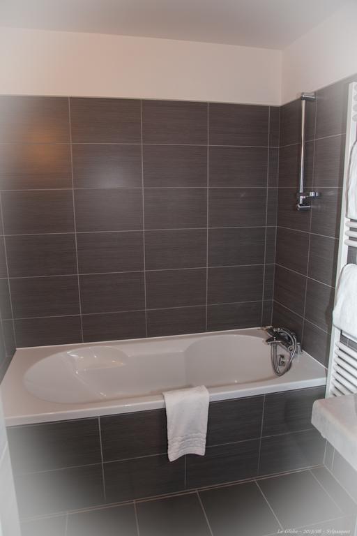 Hotel Bar Le Globe Saint-Die-des-Vosges Ruang foto